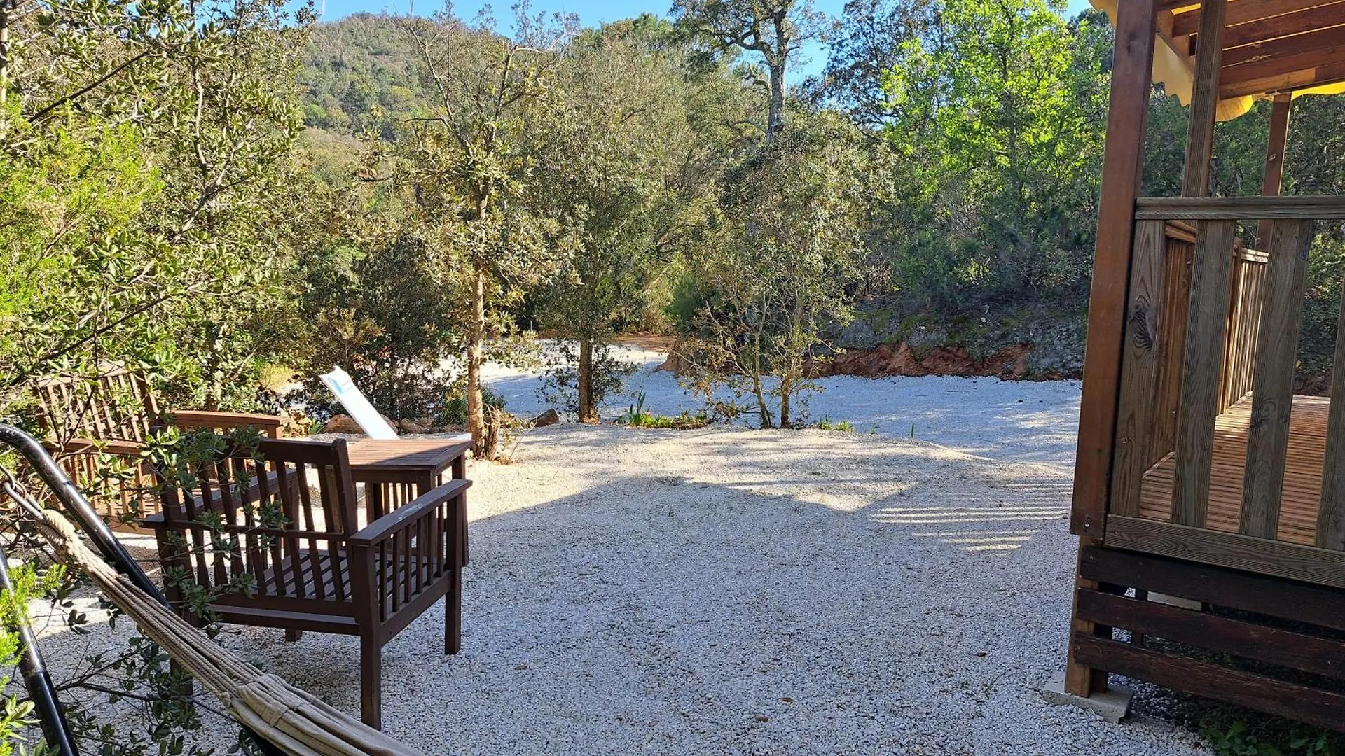 Bungalow 4 Personnes Sur Sur Propriete Privee Au Calme A 10 Mn Des Plages De Sainte Maxime France