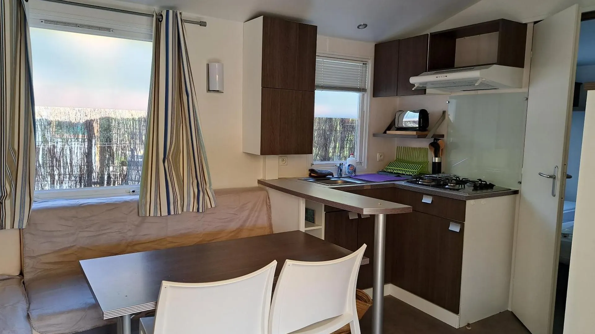 Bungalow 4 Personnes Sur Sur Propriete Privee Au Calme A 10 Mn Des Plages De Sainte Maxime